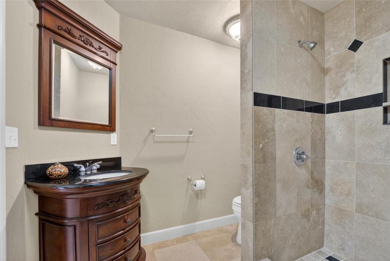 Listing Photo 34