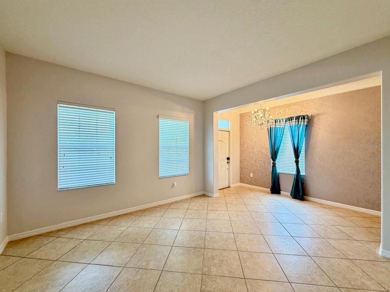 Listing Photo 14