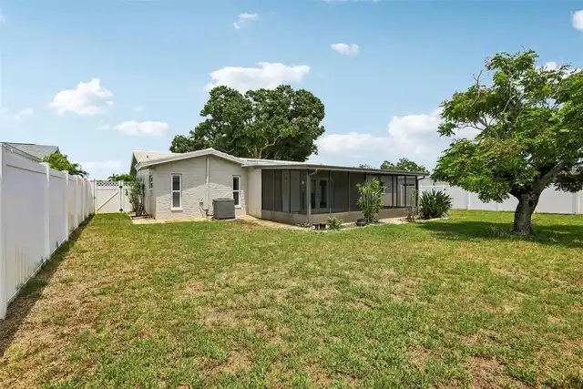 Listing Photo 32