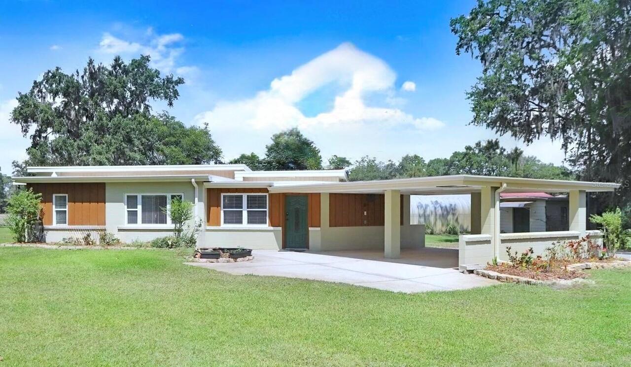 Listing Photo 12