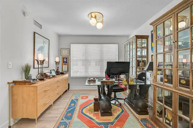 Listing Photo 20