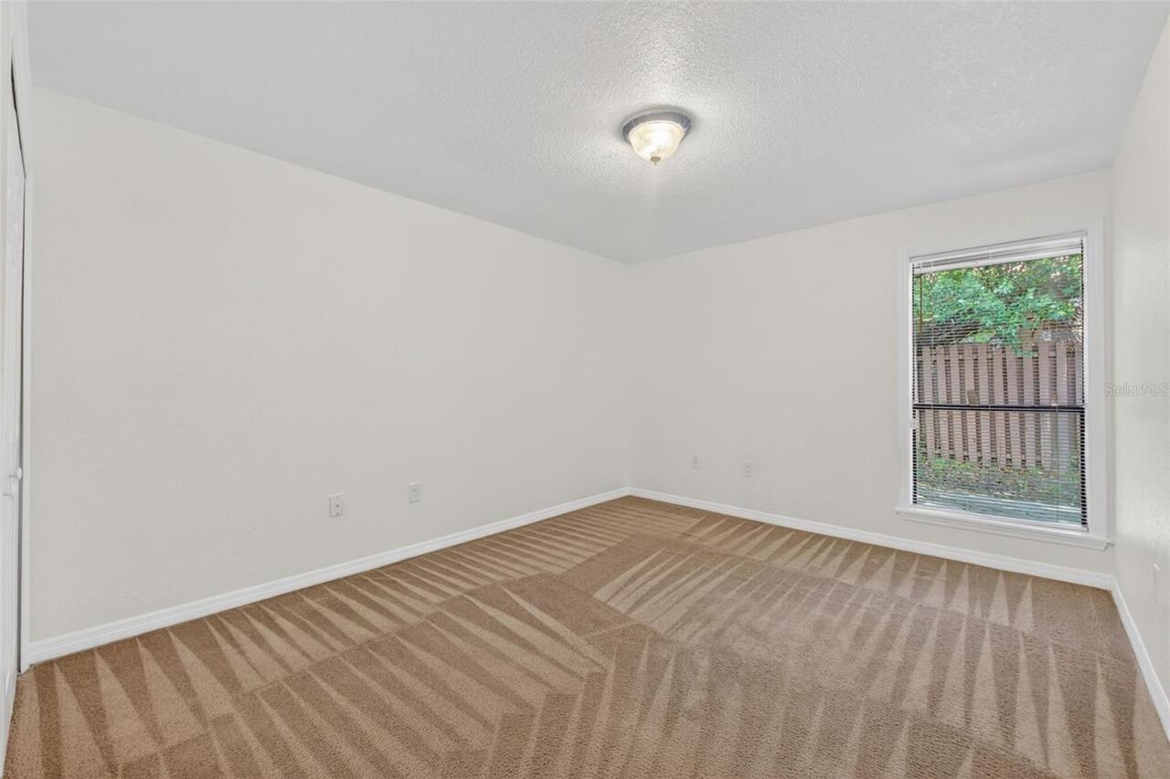 Listing Photo 28
