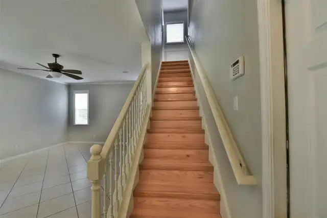 Listing Photo 16