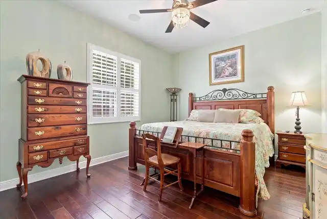 Listing Photo 34