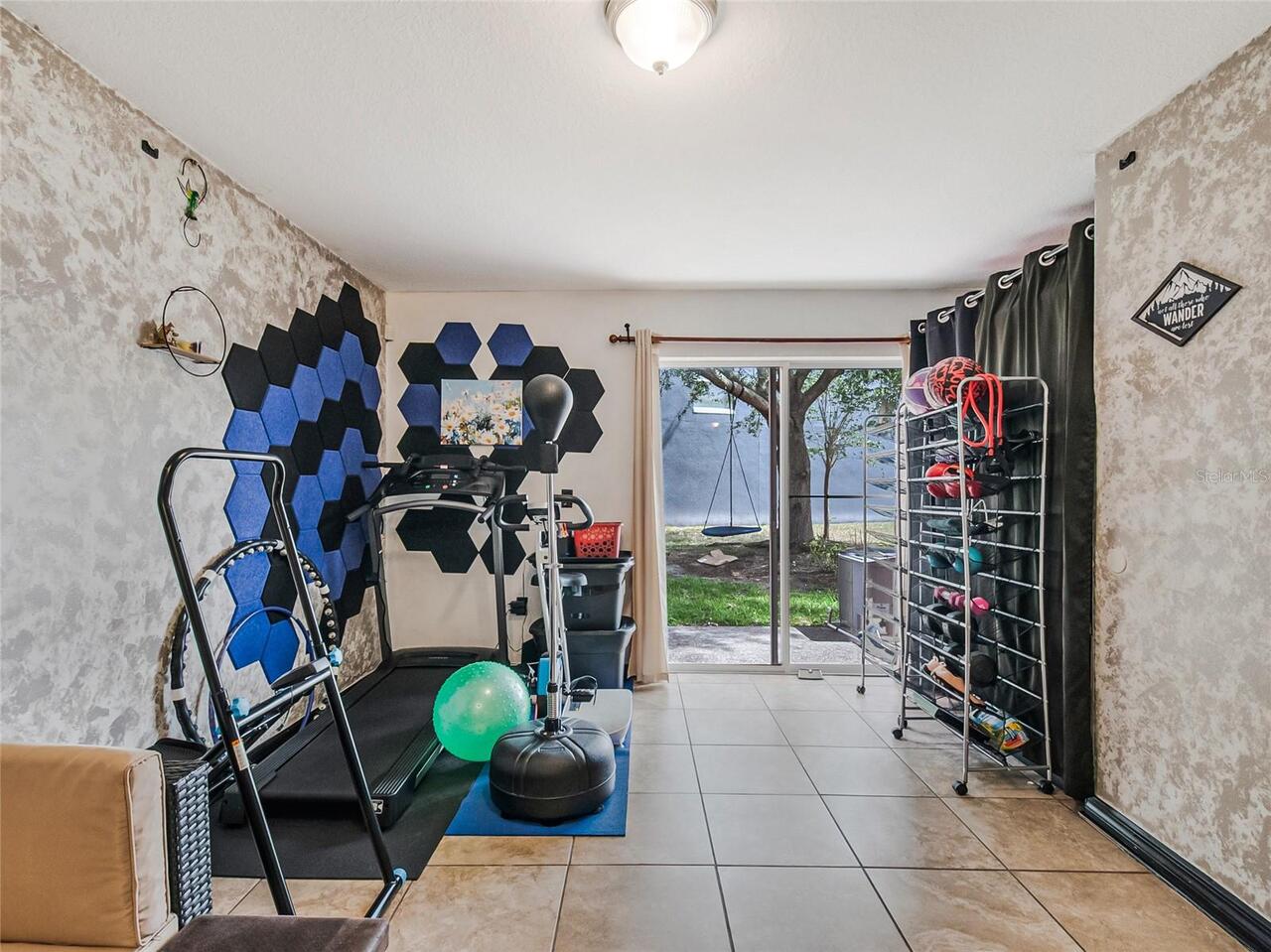 Listing Photo 8