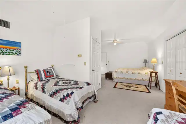 Listing Photo 28