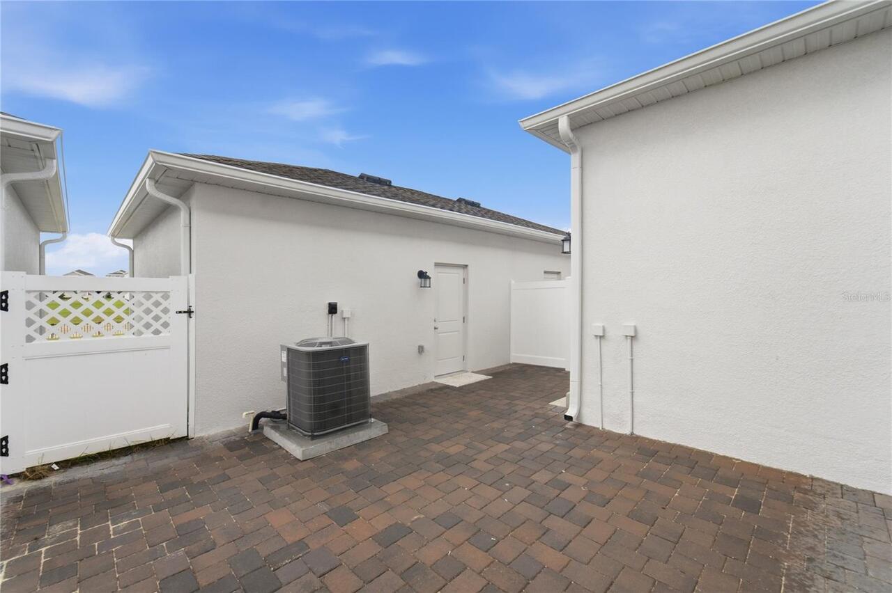 Listing Photo 22