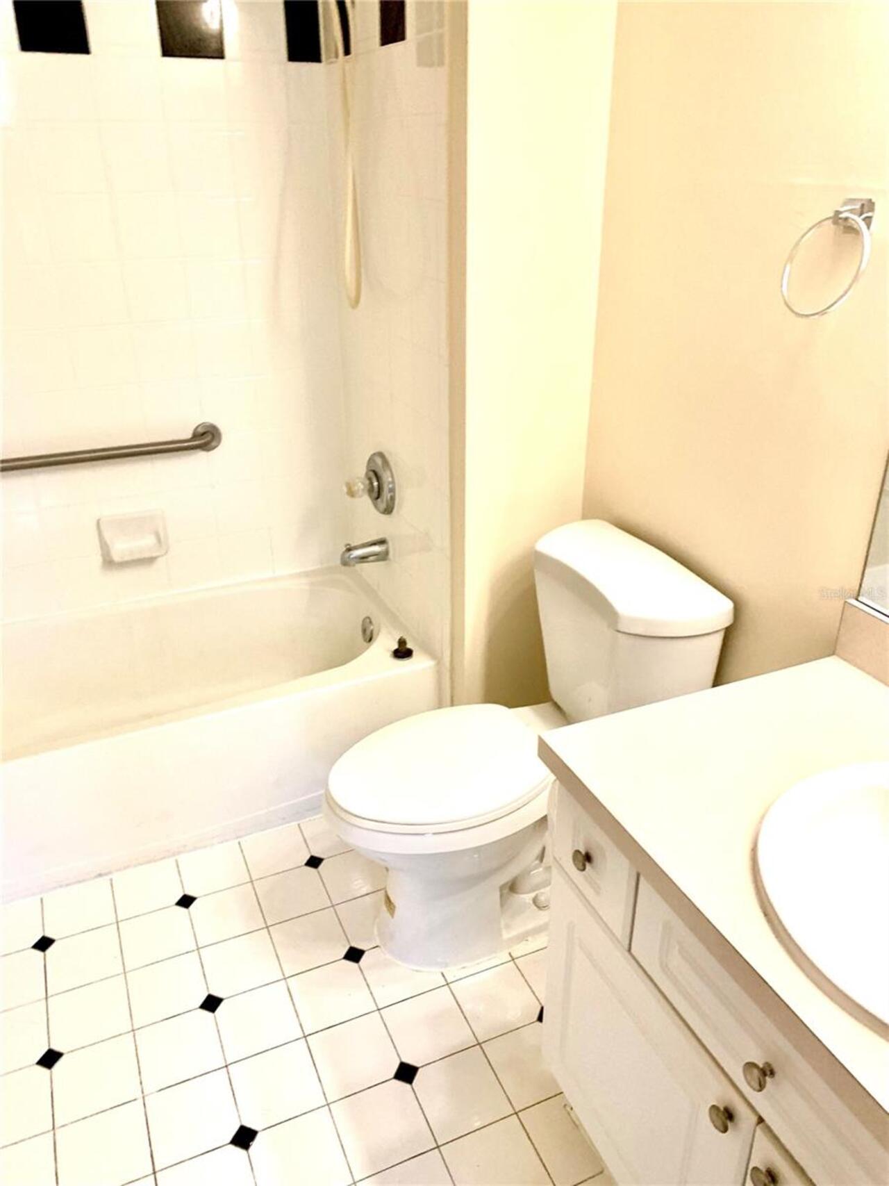 Listing Photo 19