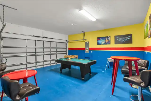 Listing Photo 9