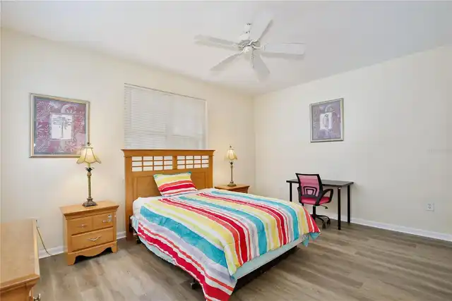 Listing Photo 15