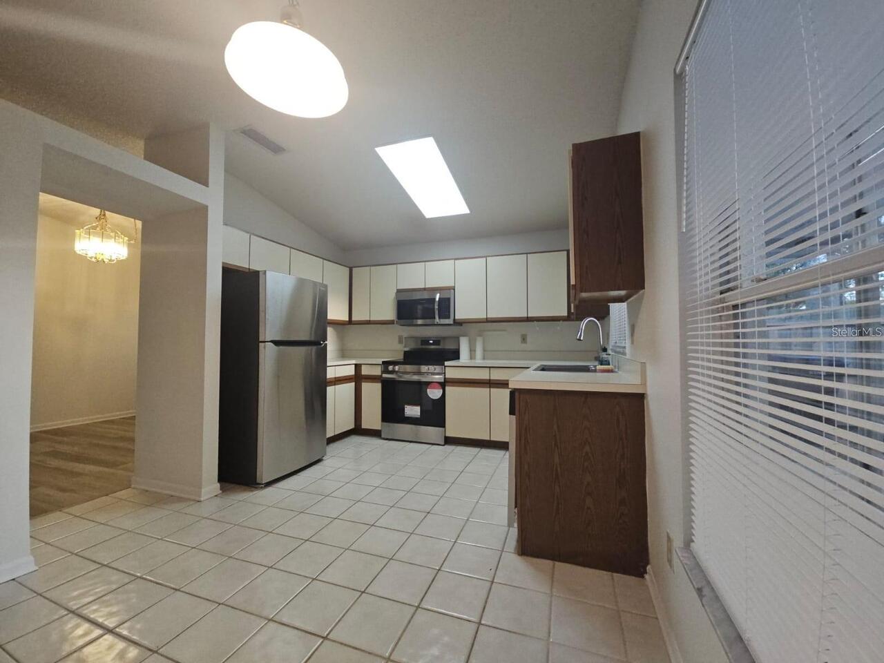 Listing Photo 7