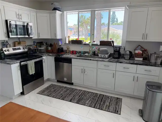 Listing Photo 15