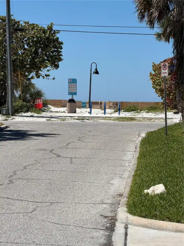 Listing Photo 17