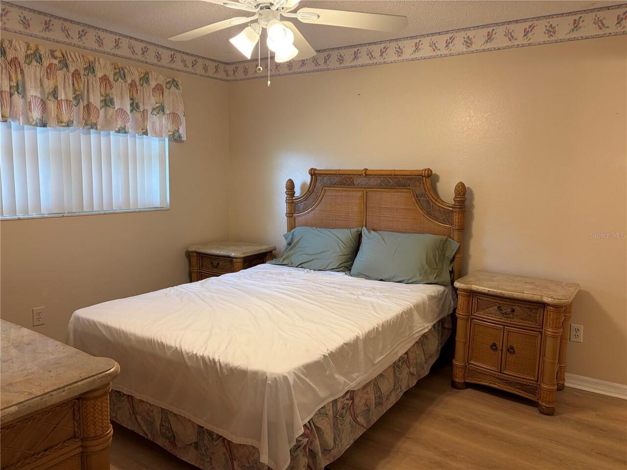 Listing Photo 10