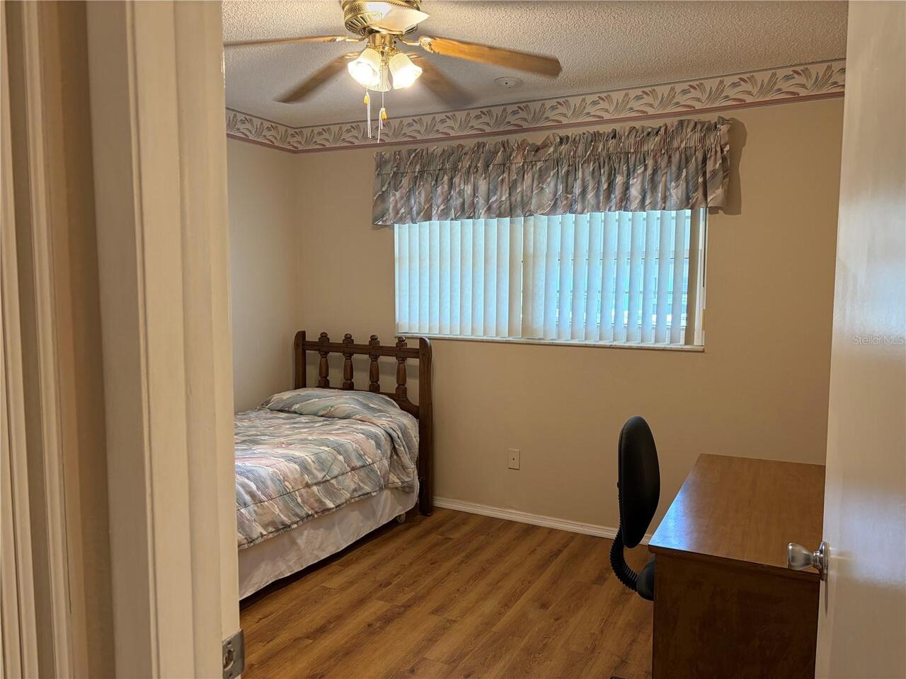Listing Photo 14