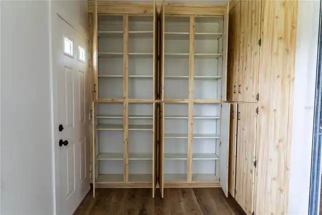 Listing Photo 32