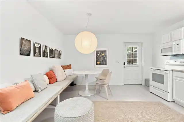 Listing Photo 25