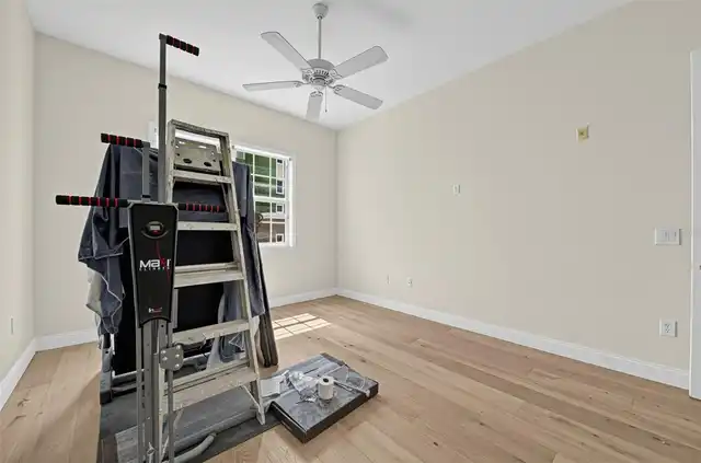 Listing Photo 19