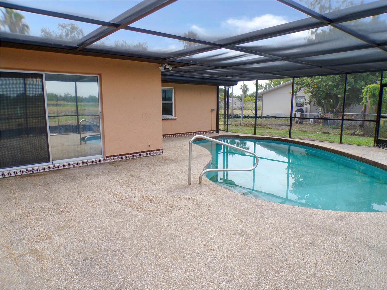 Listing Photo 9