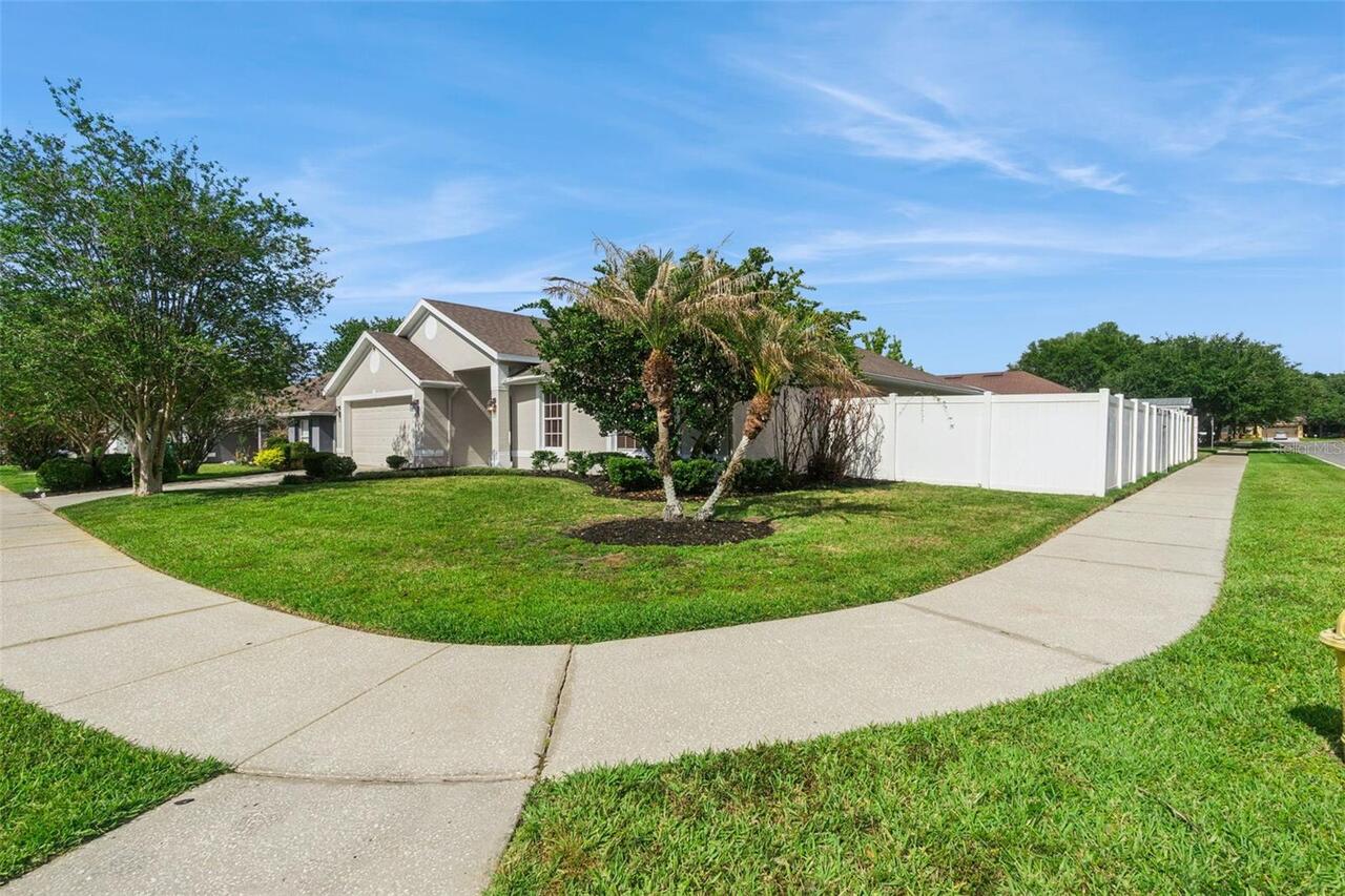 Listing Photo 6