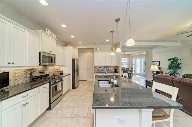 Listing Photo 17