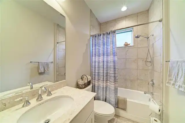 Listing Photo 33