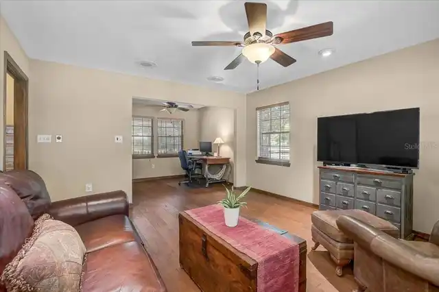 Listing Photo 32