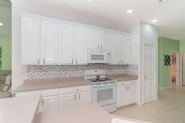 Listing Photo 19
