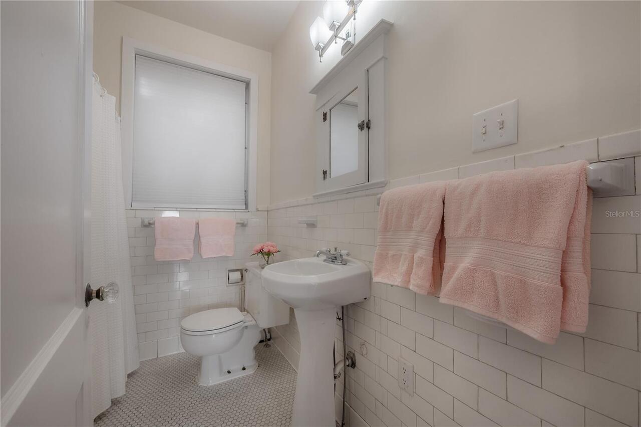 Listing Photo 16