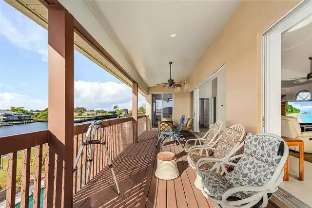 Listing Photo 12