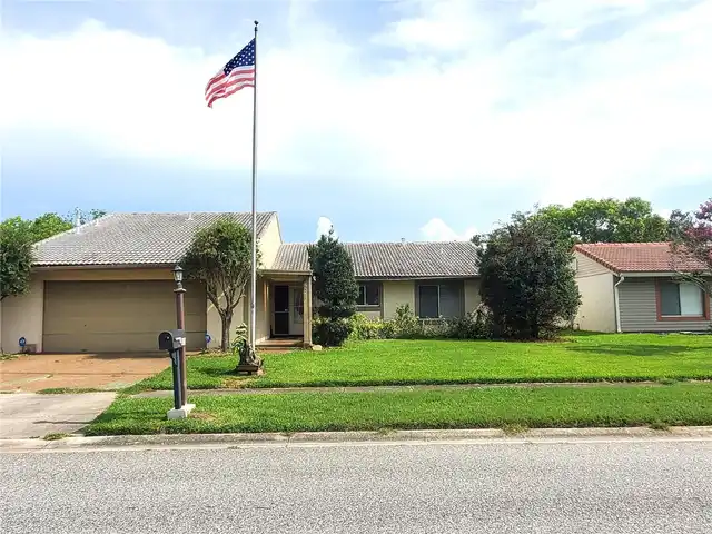 Listing Photo 6