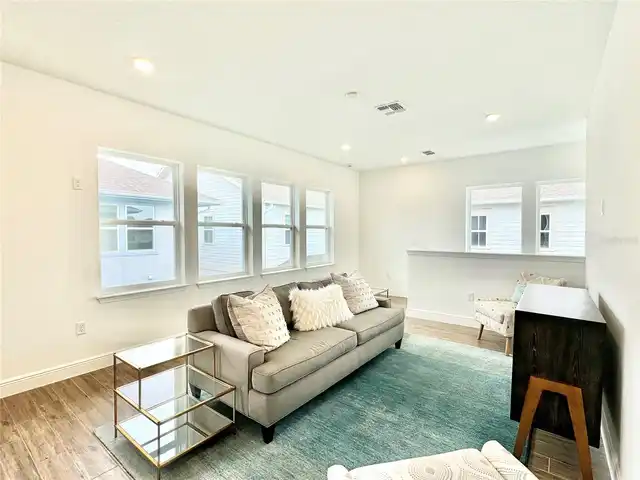 Listing Photo 7