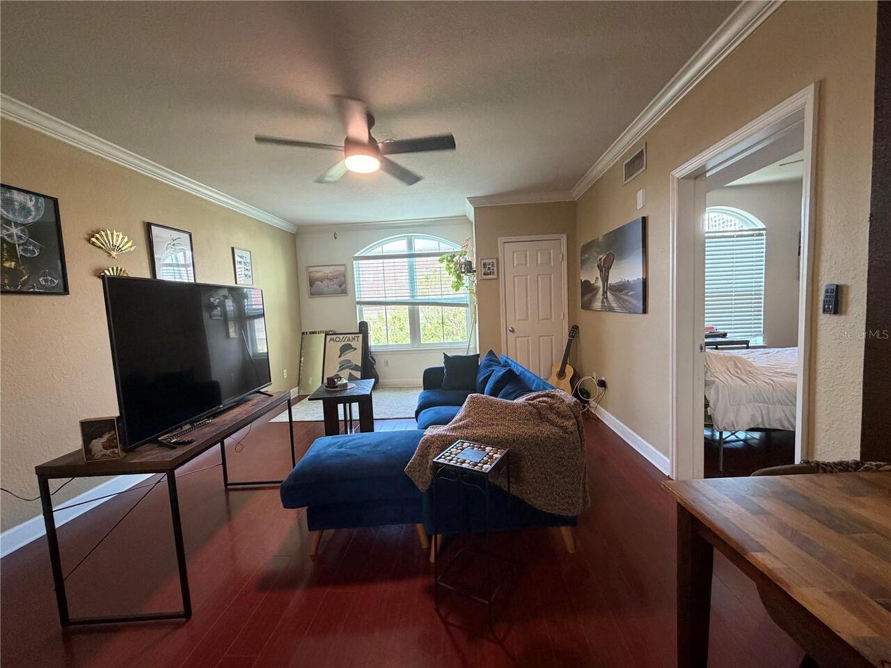 Listing Photo 10