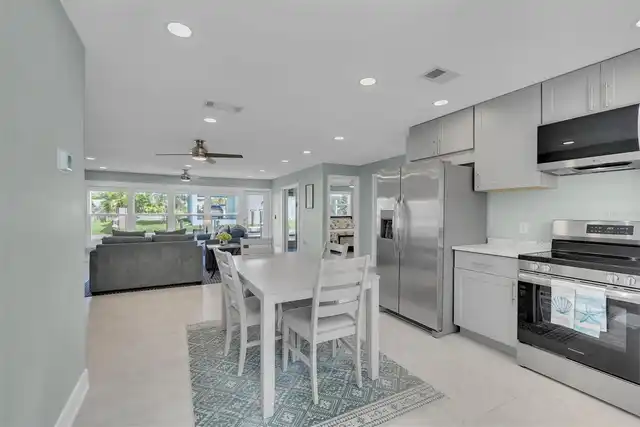 Listing Photo 7