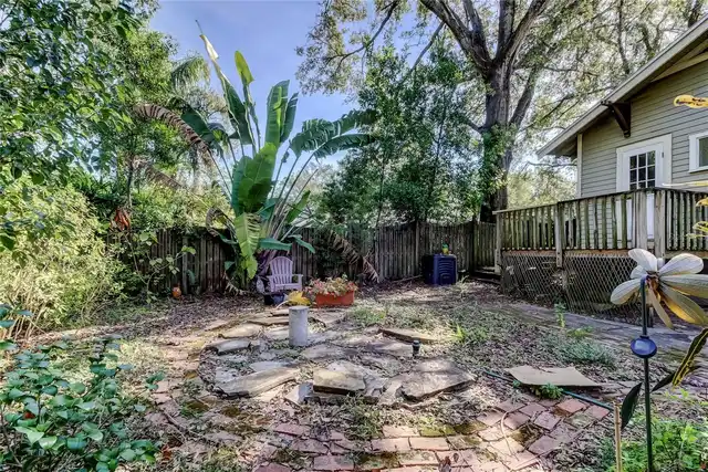 Listing Photo 6