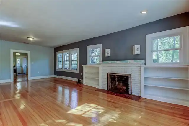 Listing Photo 22