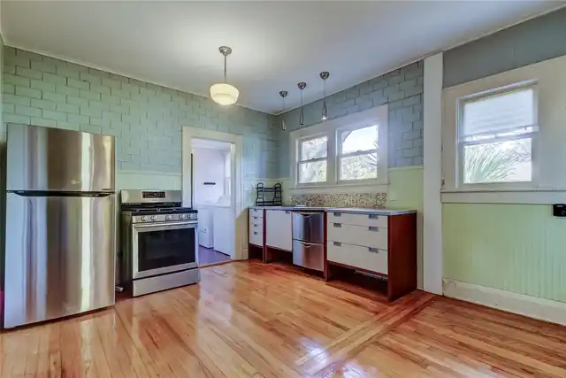 Listing Photo 24