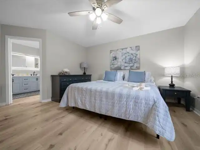 Listing Photo 33