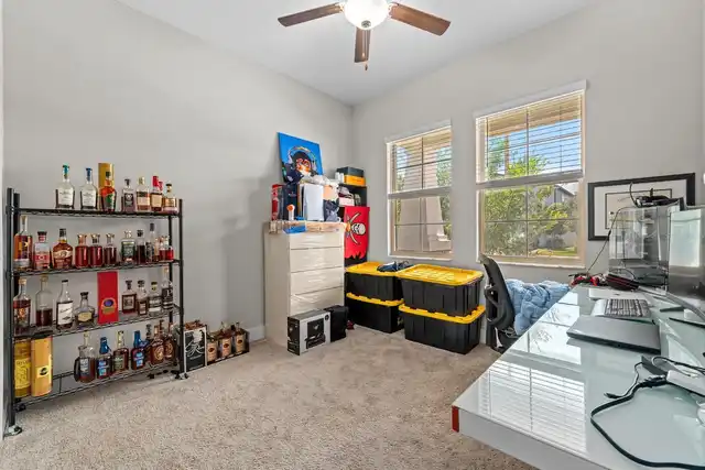 Listing Photo 11