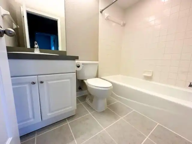 Listing Photo 8