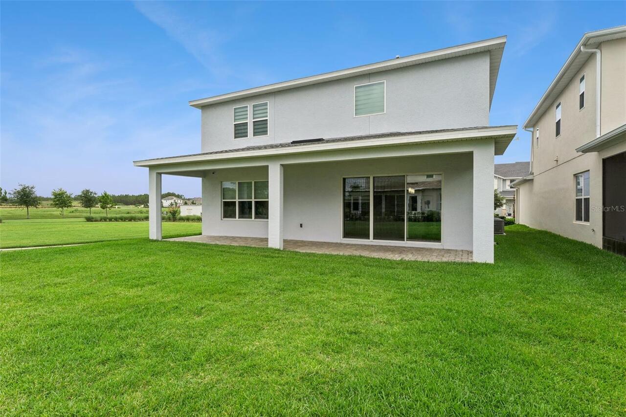 Listing Photo 11
