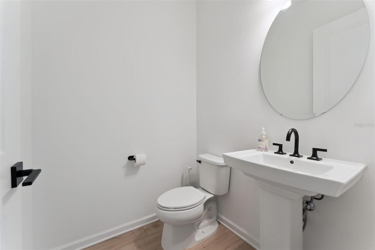 Listing Photo 33