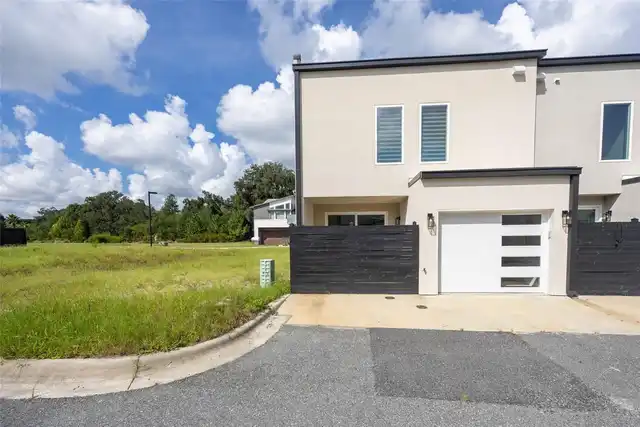 Listing Photo 23