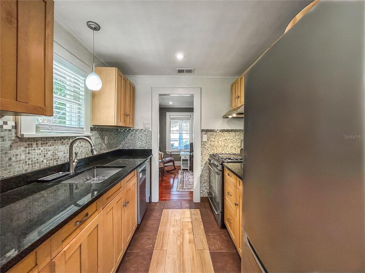 Listing Photo 15