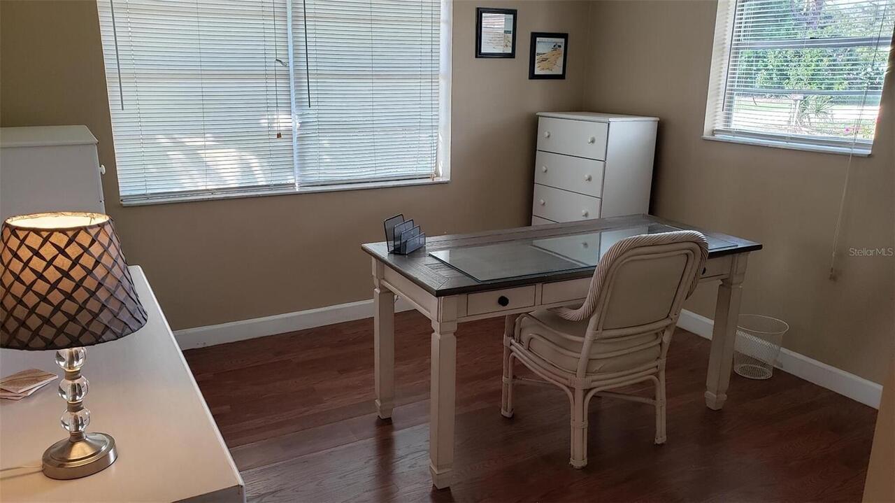 Listing Photo 8