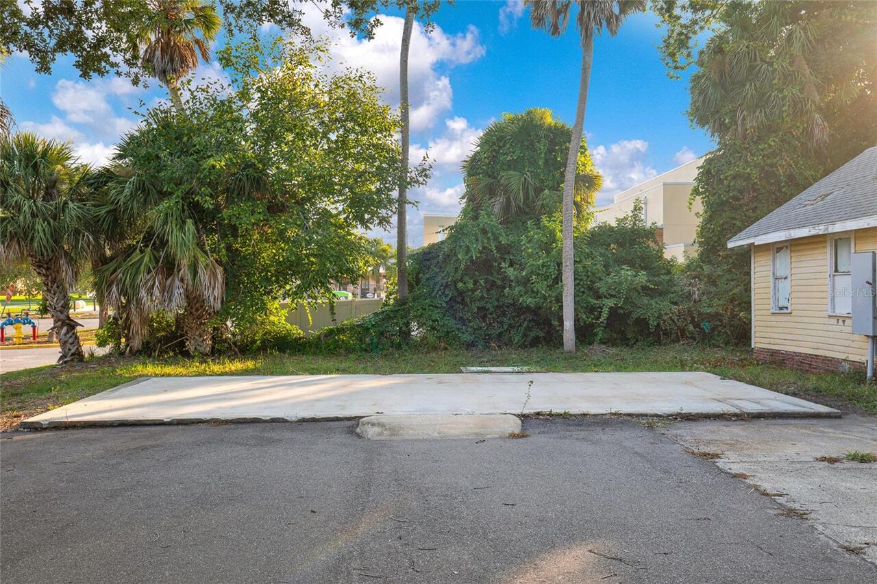 Listing Photo 16