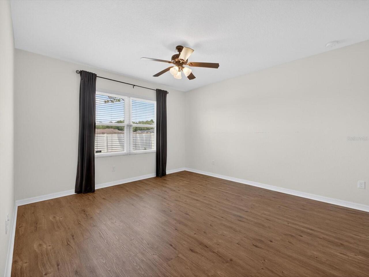 Listing Photo 13