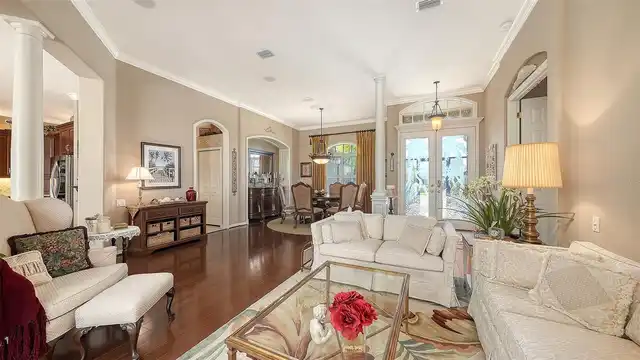 Listing Photo 20