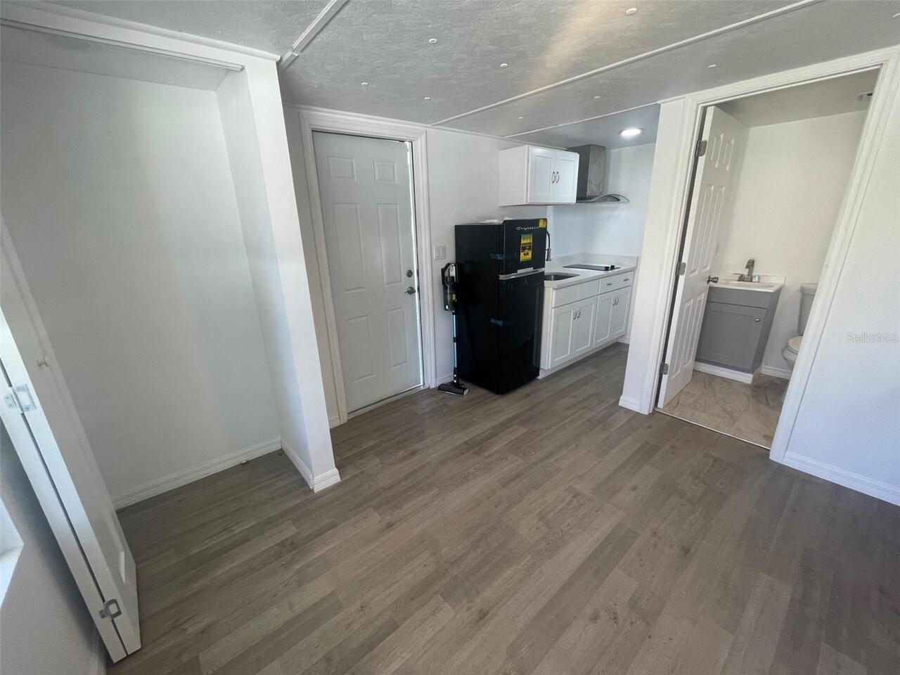 Listing Photo 16