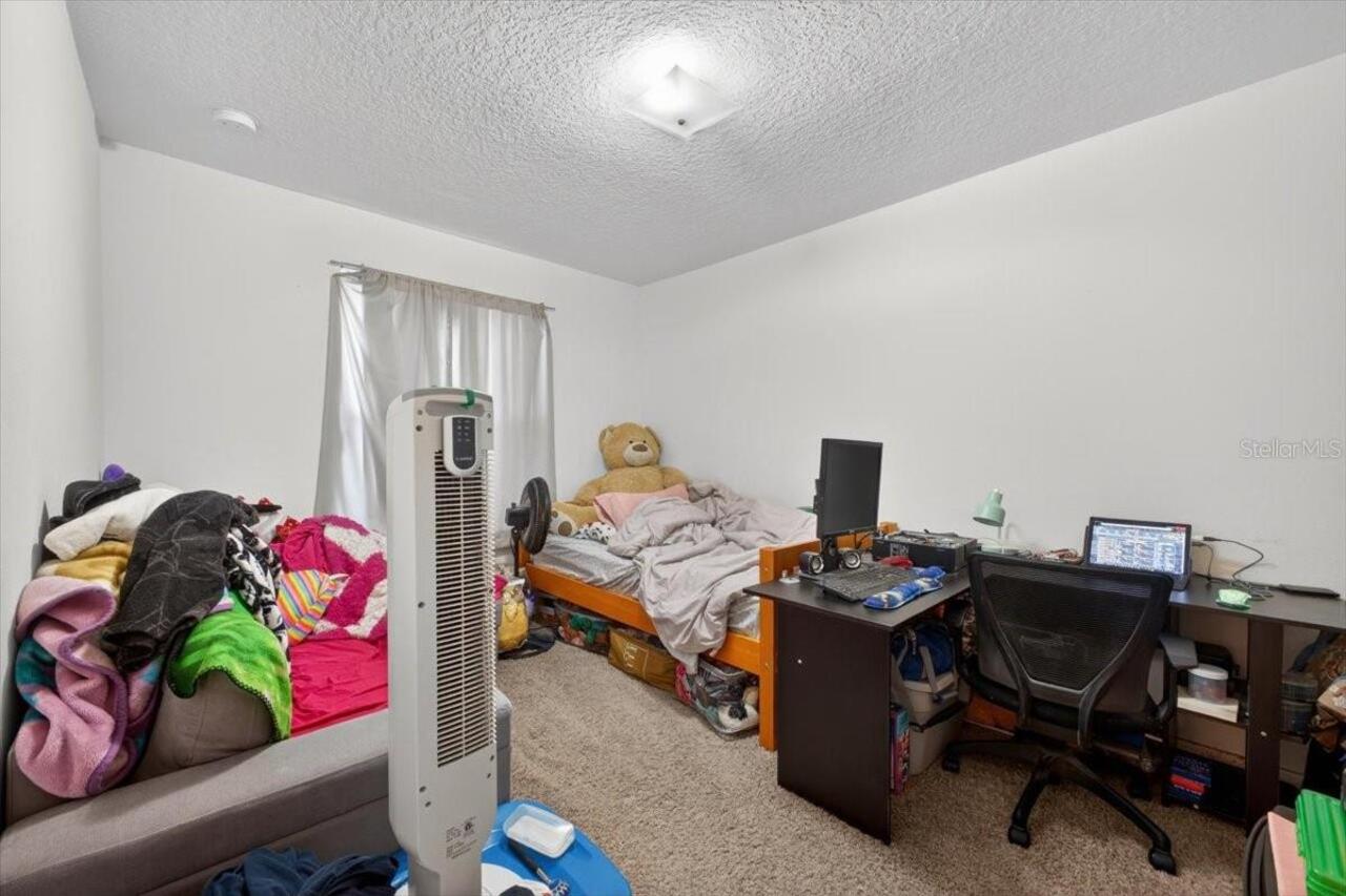 Listing Photo 8